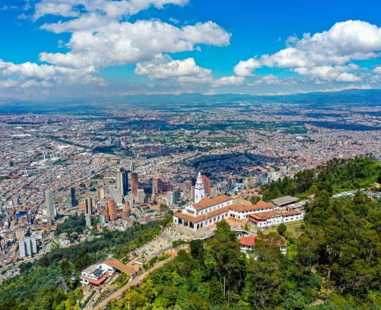 Servicios audiovisuales con drones 4 DJI_0429.jpg